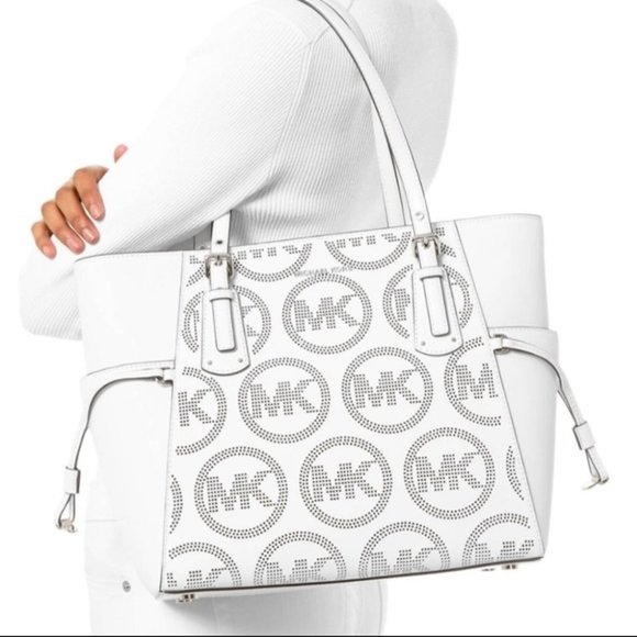 Michael Kors Handbags - MICHAEL KORS OPTIC WHITE VOYAGER EAST WEST TOTE